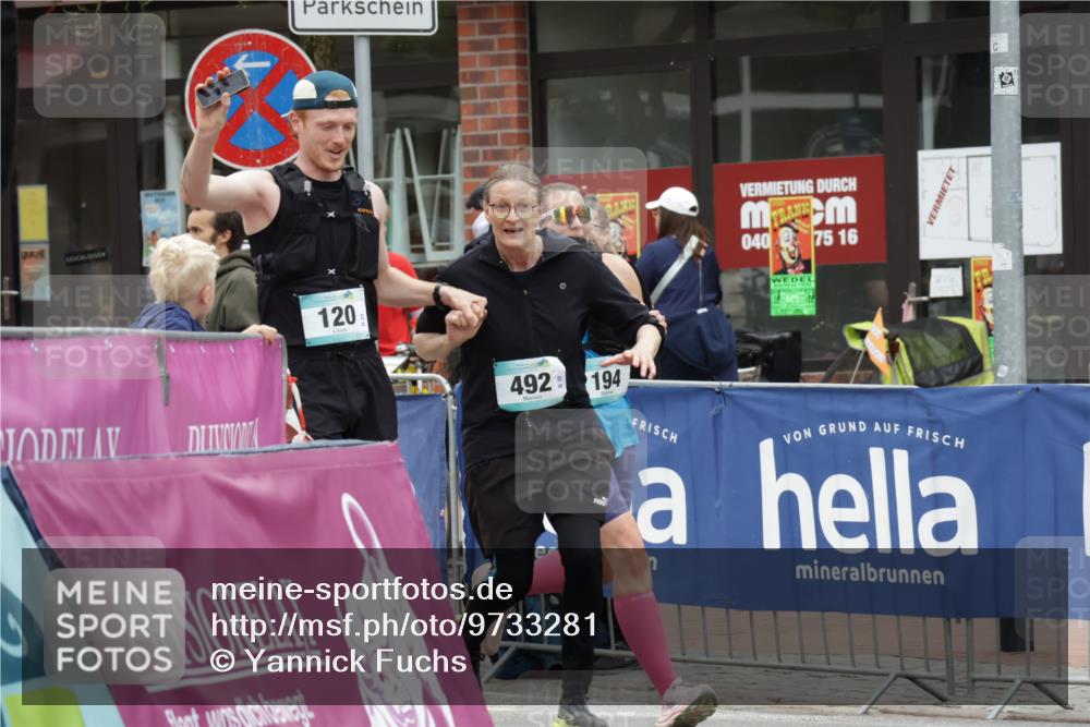 10.05.2026 - 8. Wedeler Halbmarathon Yannick Fuchs http://msf.ph/oto/9733281 10.05.2026 12:29:09 Ziel 194 meine-sportfotos.de