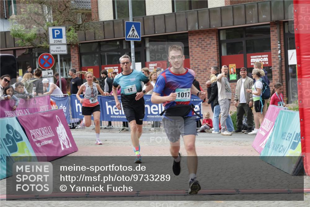 10.05.2026 - 8. Wedeler Halbmarathon Yannick Fuchs http://msf.ph/oto/9733289 10.05.2026 11:48:59 Ziel 12, 811, 1017 meine-sportfotos.de