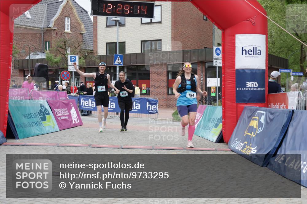 10.05.2026 - 8. Wedeler Halbmarathon Yannick Fuchs http://msf.ph/oto/9733295 10.05.2026 12:29:12 Ziel 120, 194, 492 meine-sportfotos.de