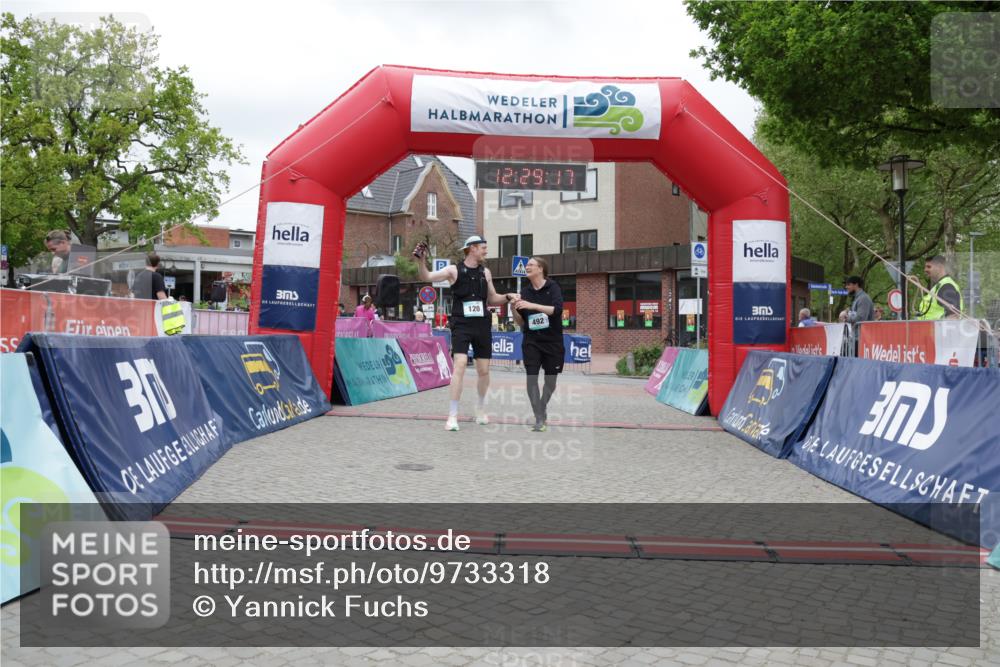 10.05.2026 - 8. Wedeler Halbmarathon Yannick Fuchs http://msf.ph/oto/9733318 10.05.2026 12:29:15 Ziel 120, 194, 492 meine-sportfotos.de