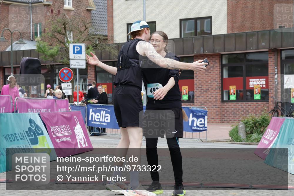 10.05.2026 - 8. Wedeler Halbmarathon Yannick Fuchs http://msf.ph/oto/9733322 10.05.2026 12:29:16 Ziel 120, 194, 492 meine-sportfotos.de