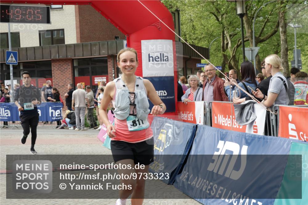 10.05.2026 - 8. Wedeler Halbmarathon Yannick Fuchs http://msf.ph/oto/9733323 10.05.2026 11:49:03 Ziel 12, 666, 811, 1017, 2002, 2004, 2078 meine-sportfotos.de
