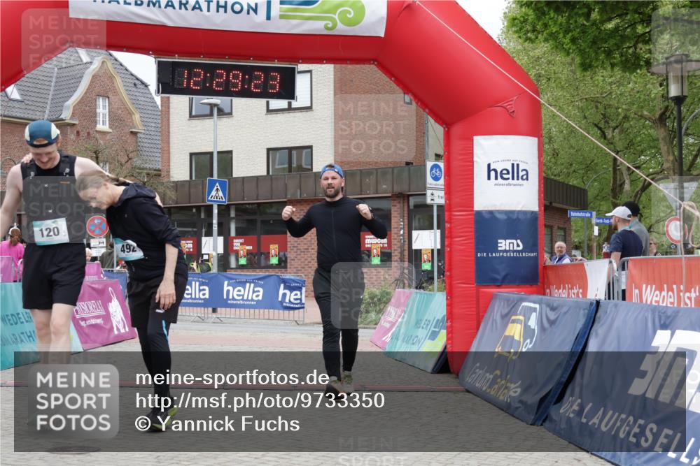 10.05.2026 - 8. Wedeler Halbmarathon Yannick Fuchs http://msf.ph/oto/9733350 10.05.2026 12:29:21 Ziel 2167 meine-sportfotos.de