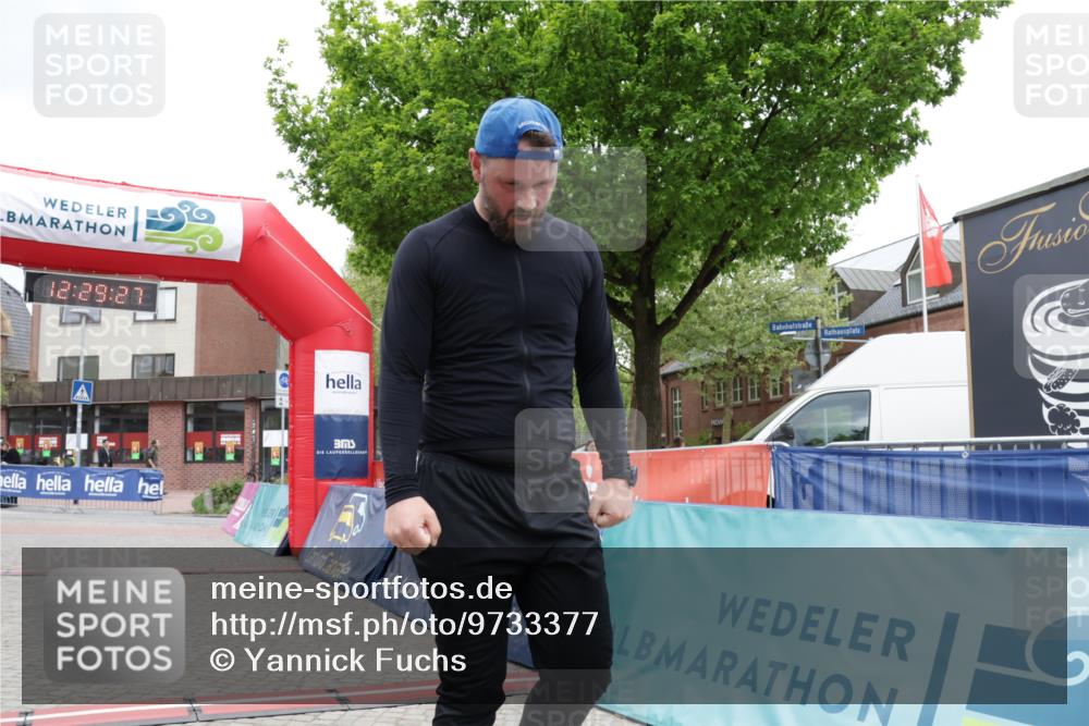 10.05.2026 - 8. Wedeler Halbmarathon Yannick Fuchs http://msf.ph/oto/9733377 10.05.2026 12:29:25 Ziel 2167 meine-sportfotos.de