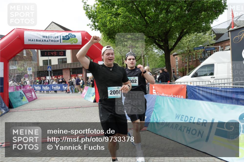 10.05.2026 - 8. Wedeler Halbmarathon Yannick Fuchs http://msf.ph/oto/9733378 10.05.2026 11:49:09 Ziel 666, 2002, 2004, 2078 meine-sportfotos.de