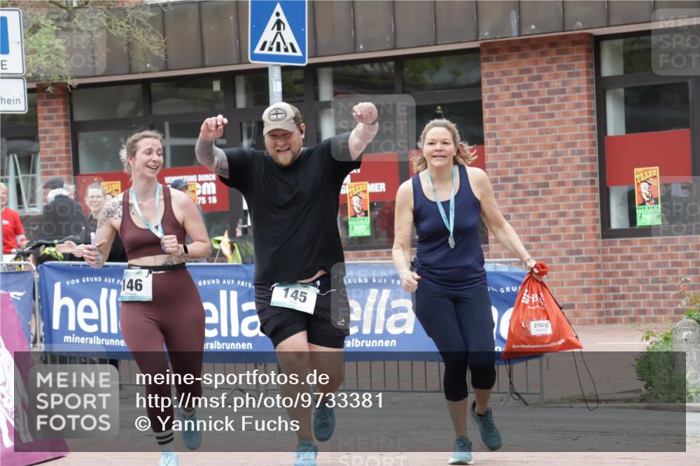 10.05.2026 - 8. Wedeler Halbmarathon Yannick Fuchs http://msf.ph/oto/9733381 10.05.2026 12:29:29 Ziel 145 meine-sportfotos.de