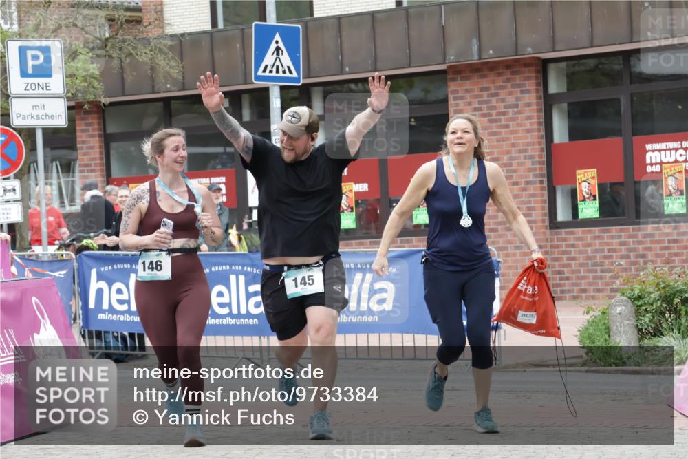 10.05.2026 - 8. Wedeler Halbmarathon Yannick Fuchs http://msf.ph/oto/9733384 10.05.2026 12:29:30 Ziel 145 meine-sportfotos.de