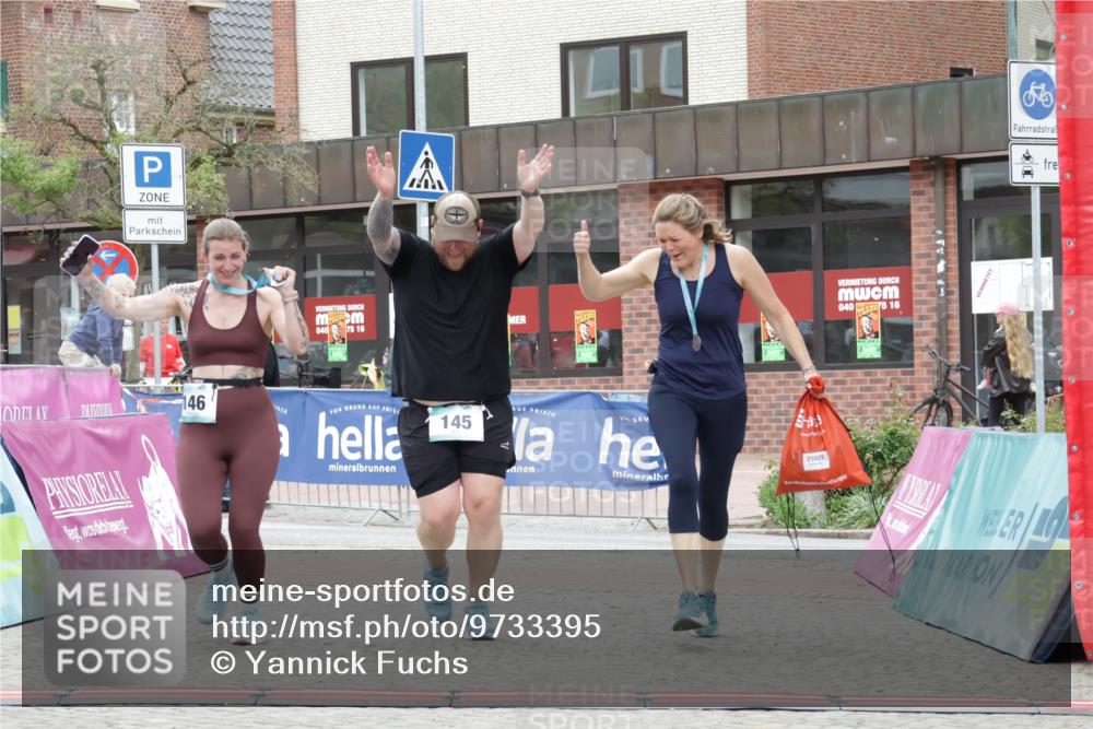 10.05.2026 - 8. Wedeler Halbmarathon Yannick Fuchs http://msf.ph/oto/9733395 10.05.2026 12:29:30 Ziel 145 meine-sportfotos.de
