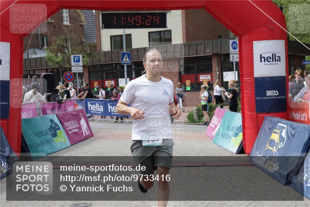 10.05.2026 - 8. Wedeler Halbmarathon Yannick Fuchs http://msf.ph/oto/9733416 10.05.2026 11:49:22 Ziel 188 meine-sportfotos.de