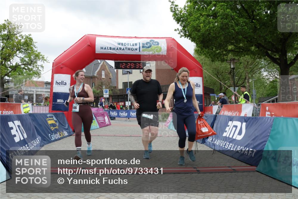 10.05.2026 - 8. Wedeler Halbmarathon Yannick Fuchs http://msf.ph/oto/9733431 10.05.2026 12:29:33 Ziel 145 meine-sportfotos.de