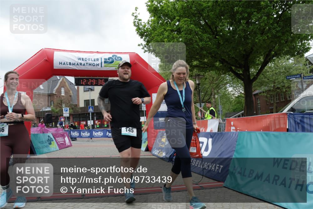 10.05.2026 - 8. Wedeler Halbmarathon Yannick Fuchs http://msf.ph/oto/9733439 10.05.2026 12:29:34 Ziel 145 meine-sportfotos.de