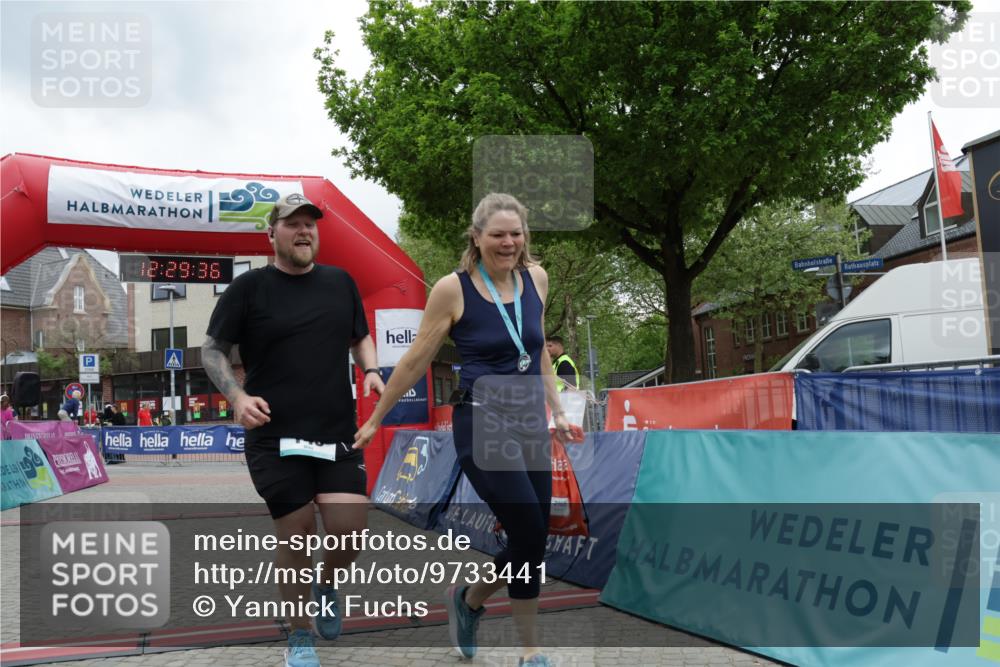 10.05.2026 - 8. Wedeler Halbmarathon Yannick Fuchs http://msf.ph/oto/9733441 10.05.2026 12:29:34 Ziel 145 meine-sportfotos.de