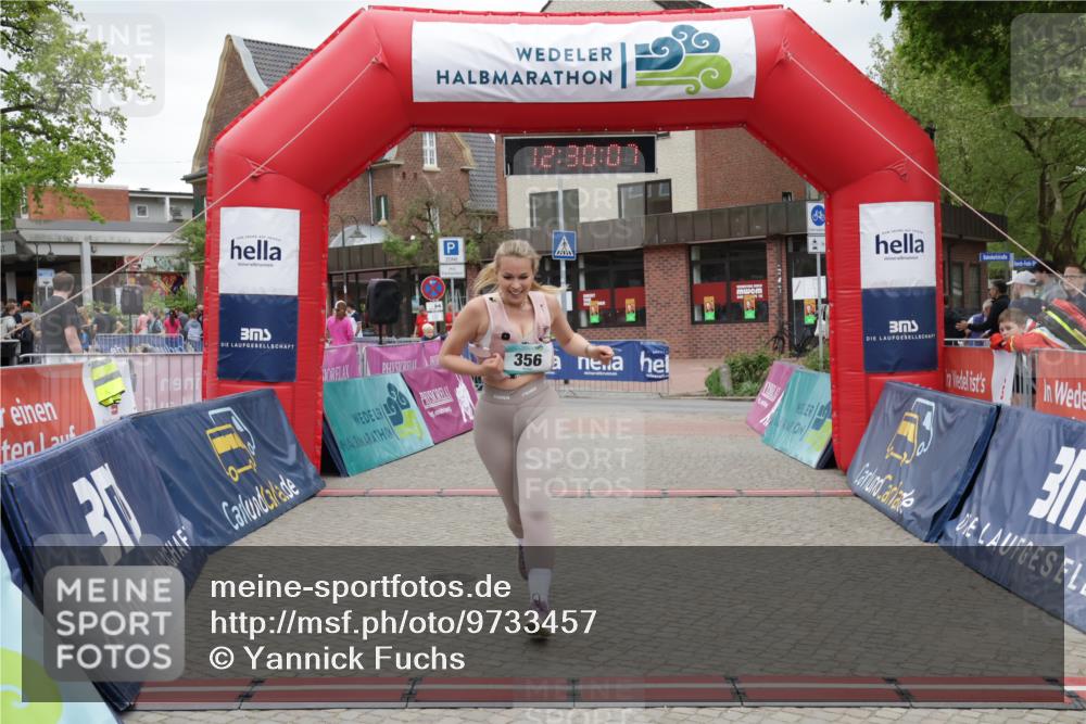 10.05.2026 - 8. Wedeler Halbmarathon Yannick Fuchs http://msf.ph/oto/9733457 10.05.2026 12:30:05 Ziel 356 meine-sportfotos.de