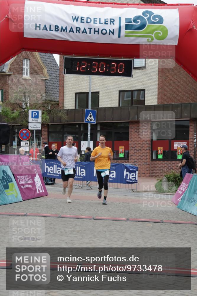 10.05.2026 - 8. Wedeler Halbmarathon Yannick Fuchs http://msf.ph/oto/9733478 10.05.2026 12:30:28 Ziel 1, 2 meine-sportfotos.de
