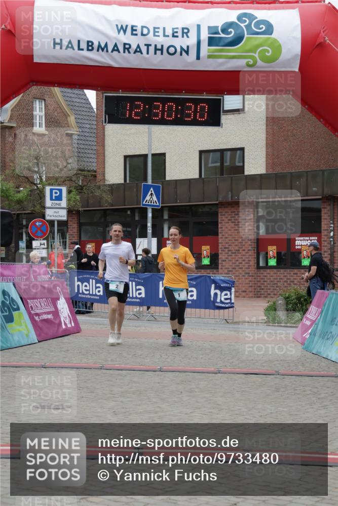 10.05.2026 - 8. Wedeler Halbmarathon Yannick Fuchs http://msf.ph/oto/9733480 10.05.2026 12:30:28 Ziel 1, 2 meine-sportfotos.de