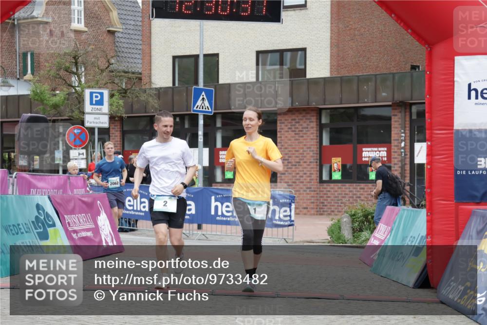 10.05.2026 - 8. Wedeler Halbmarathon Yannick Fuchs http://msf.ph/oto/9733482 10.05.2026 12:30:29 Ziel 1, 2 meine-sportfotos.de
