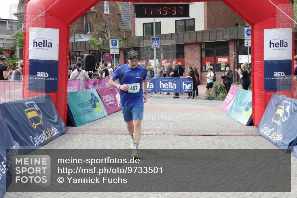 10.05.2026 - 8. Wedeler Halbmarathon Yannick Fuchs http://msf.ph/oto/9733501 10.05.2026 11:49:35 Ziel 432, 457 meine-sportfotos.de