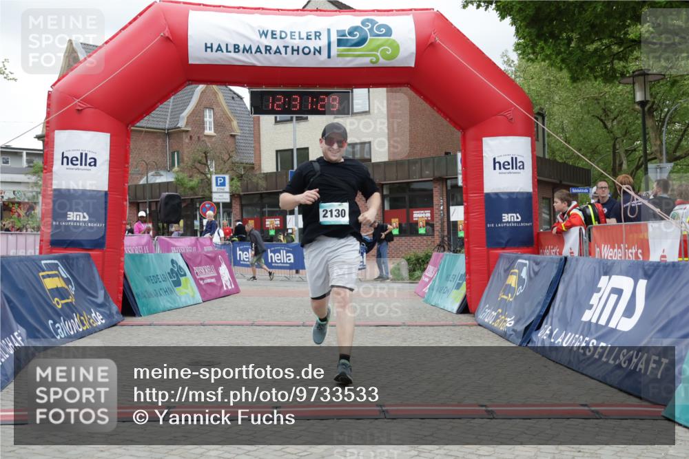 10.05.2026 - 8. Wedeler Halbmarathon Yannick Fuchs http://msf.ph/oto/9733533 10.05.2026 12:31:27 Ziel 2130 meine-sportfotos.de