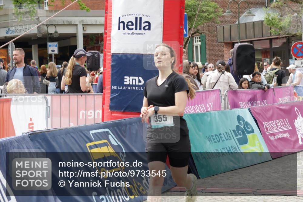 10.05.2026 - 8. Wedeler Halbmarathon Yannick Fuchs http://msf.ph/oto/9733545 10.05.2026 11:49:45 Ziel 355, 480 meine-sportfotos.de