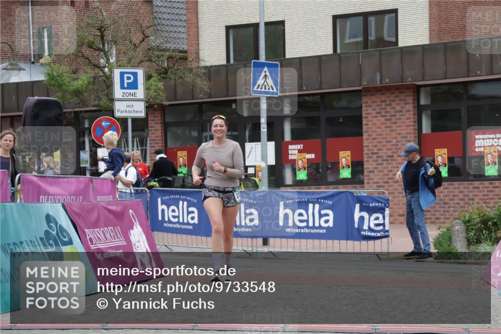 10.05.2026 - 8. Wedeler Halbmarathon Yannick Fuchs http://msf.ph/oto/9733548 10.05.2026 12:31:41 Ziel 2153 meine-sportfotos.de