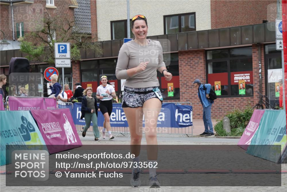 10.05.2026 - 8. Wedeler Halbmarathon Yannick Fuchs http://msf.ph/oto/9733562 10.05.2026 12:31:44 Ziel 964, 2153 meine-sportfotos.de