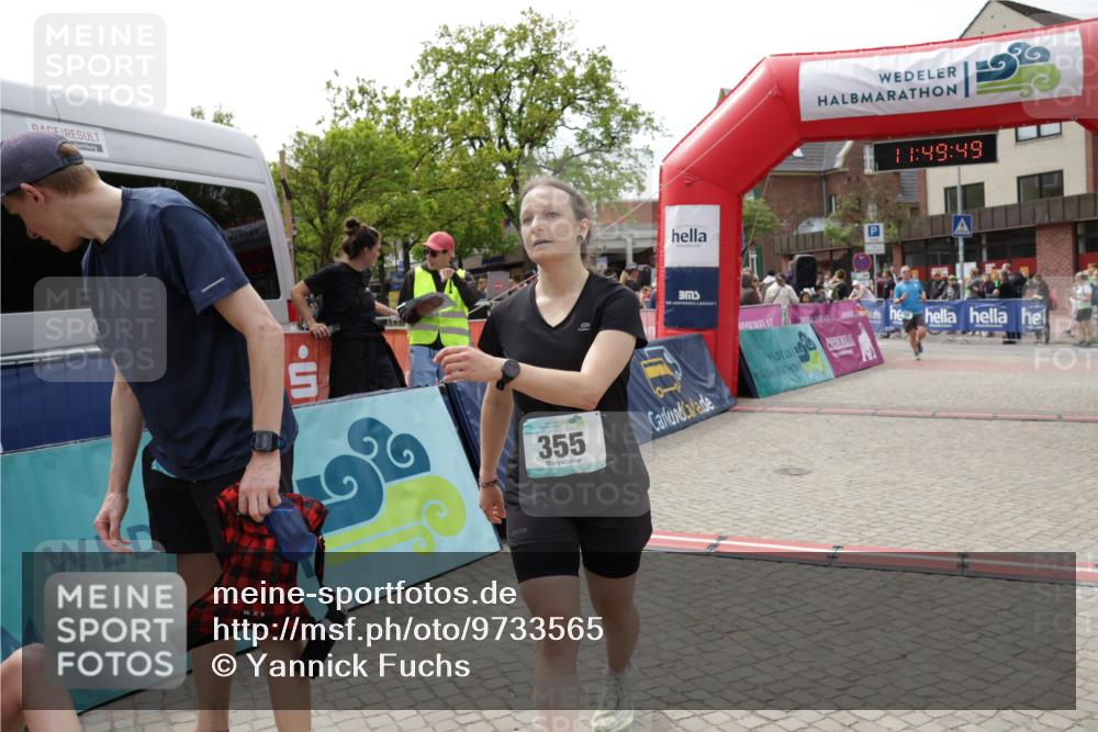 10.05.2026 - 8. Wedeler Halbmarathon Yannick Fuchs http://msf.ph/oto/9733565 10.05.2026 11:49:47 Ziel 355, 480, 736 meine-sportfotos.de