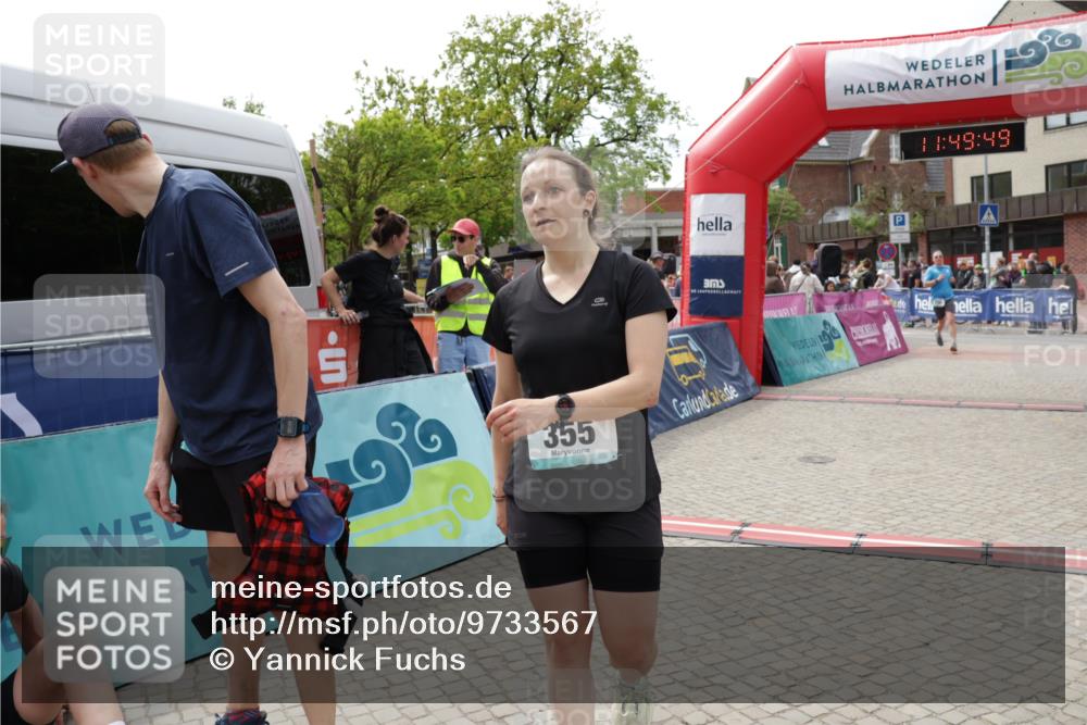 10.05.2026 - 8. Wedeler Halbmarathon Yannick Fuchs http://msf.ph/oto/9733567 10.05.2026 11:49:47 Ziel 355, 480, 736 meine-sportfotos.de