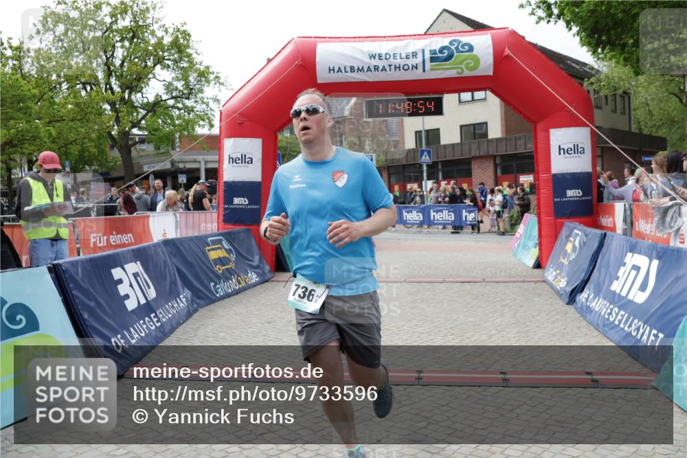 10.05.2026 - 8. Wedeler Halbmarathon Yannick Fuchs http://msf.ph/oto/9733596 10.05.2026 11:49:52 Ziel 736 meine-sportfotos.de