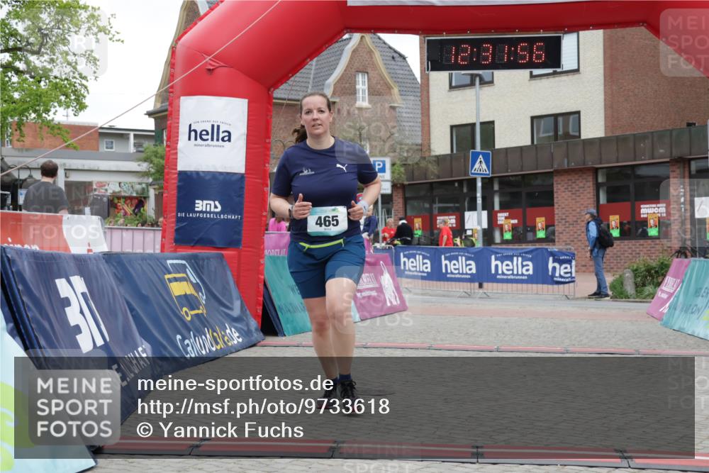 10.05.2026 - 8. Wedeler Halbmarathon Yannick Fuchs http://msf.ph/oto/9733618 10.05.2026 12:31:54 Ziel 465 meine-sportfotos.de