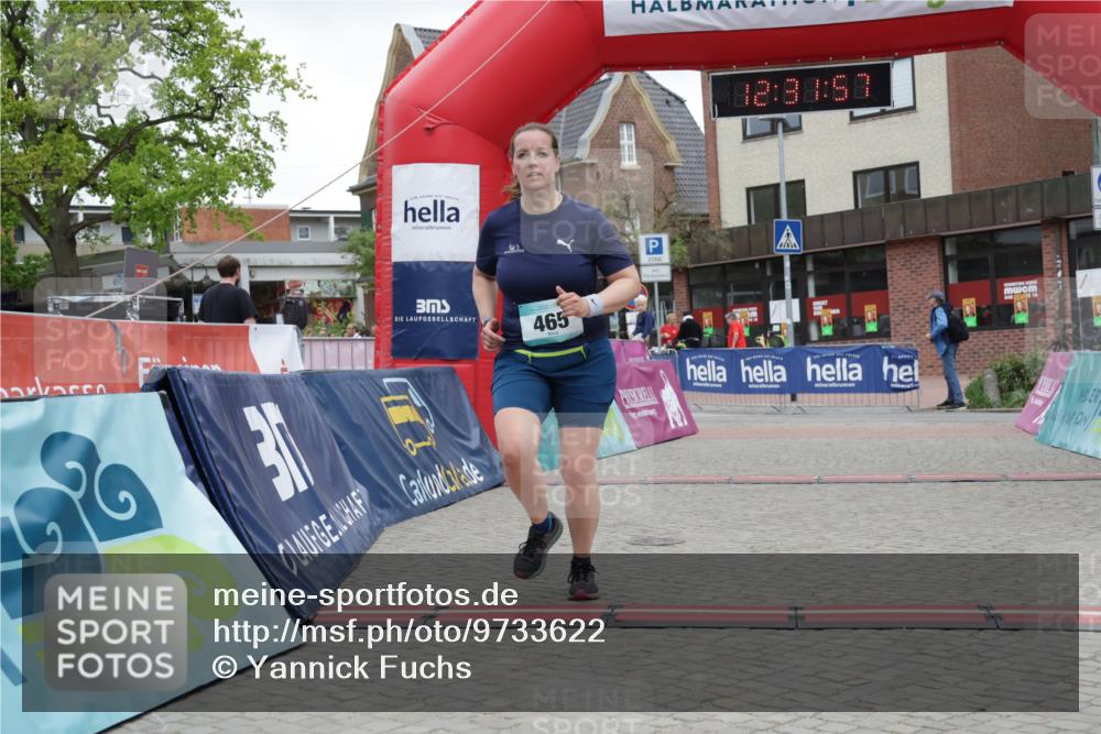 10.05.2026 - 8. Wedeler Halbmarathon Yannick Fuchs http://msf.ph/oto/9733622 10.05.2026 12:31:55 Ziel 465 meine-sportfotos.de