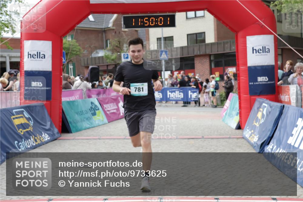 10.05.2026 - 8. Wedeler Halbmarathon Yannick Fuchs http://msf.ph/oto/9733625 10.05.2026 11:49:59 Ziel 273, 781 meine-sportfotos.de
