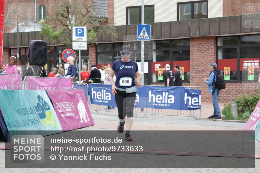 10.05.2026 - 8. Wedeler Halbmarathon Yannick Fuchs http://msf.ph/oto/9733633 10.05.2026 12:32:22 Ziel 600 meine-sportfotos.de