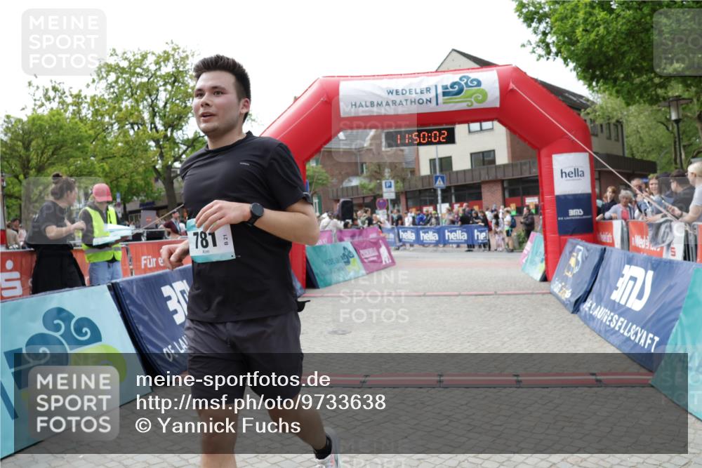 10.05.2026 - 8. Wedeler Halbmarathon Yannick Fuchs http://msf.ph/oto/9733638 10.05.2026 11:50:00 Ziel 182, 273, 781 meine-sportfotos.de