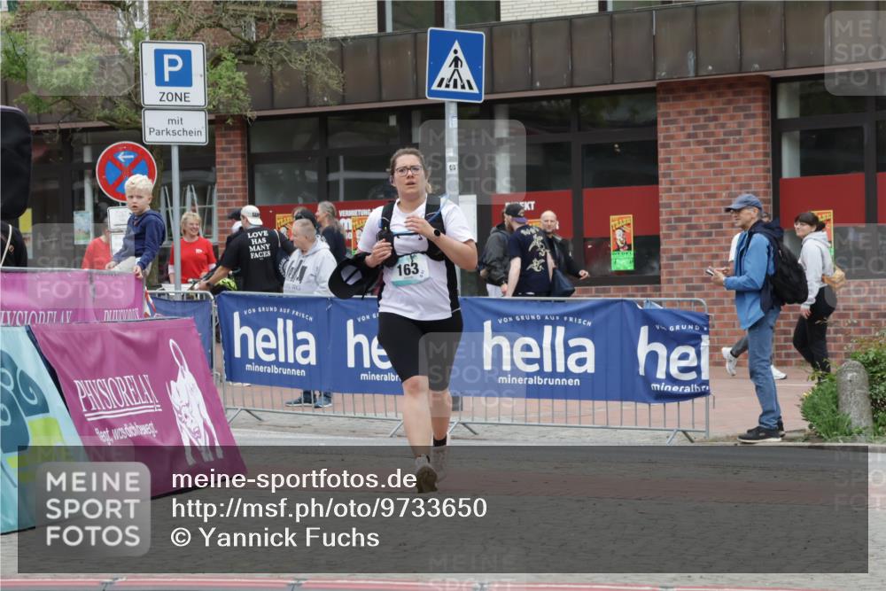 10.05.2026 - 8. Wedeler Halbmarathon Yannick Fuchs http://msf.ph/oto/9733650 10.05.2026 12:32:26 Ziel 163, 600 meine-sportfotos.de