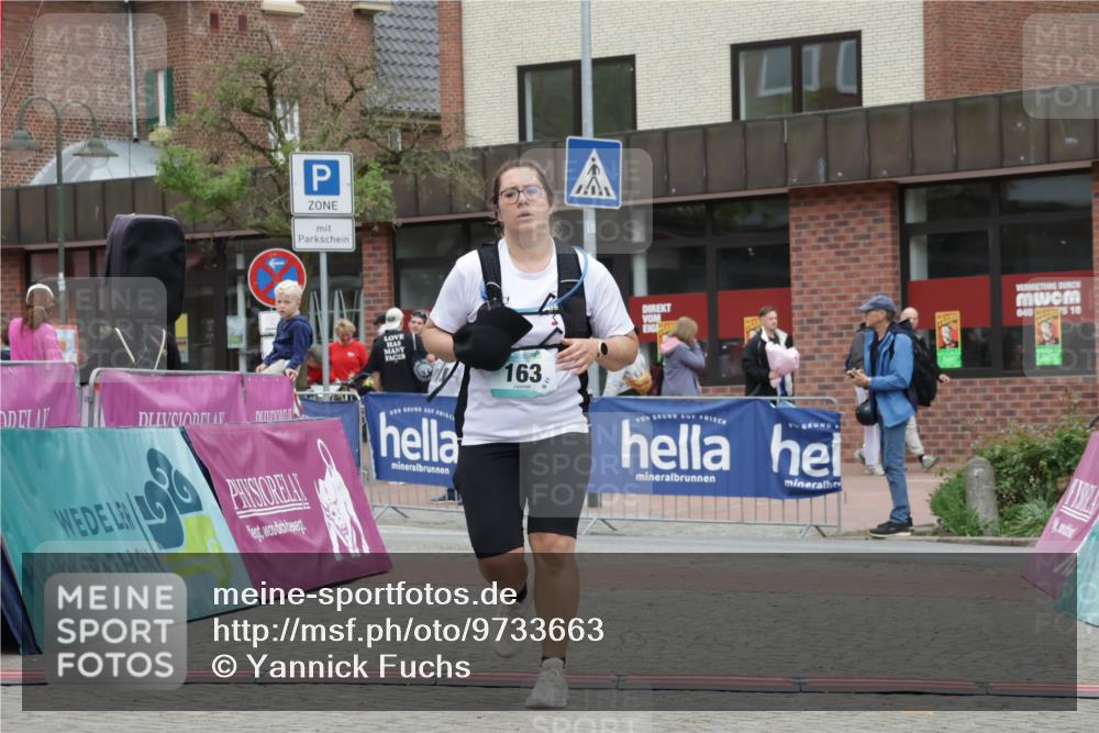10.05.2026 - 8. Wedeler Halbmarathon Yannick Fuchs http://msf.ph/oto/9733663 10.05.2026 12:32:28 Ziel 163, 600 meine-sportfotos.de