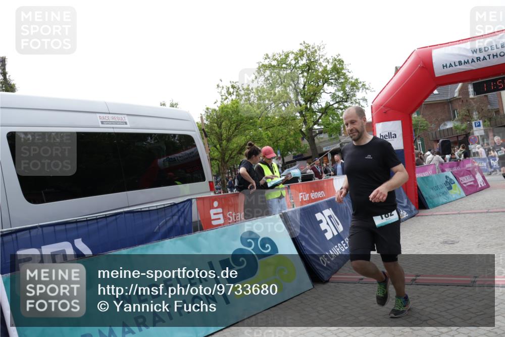 10.05.2026 - 8. Wedeler Halbmarathon Yannick Fuchs http://msf.ph/oto/9733680 10.05.2026 11:50:06 Ziel 182, 273, 965 meine-sportfotos.de