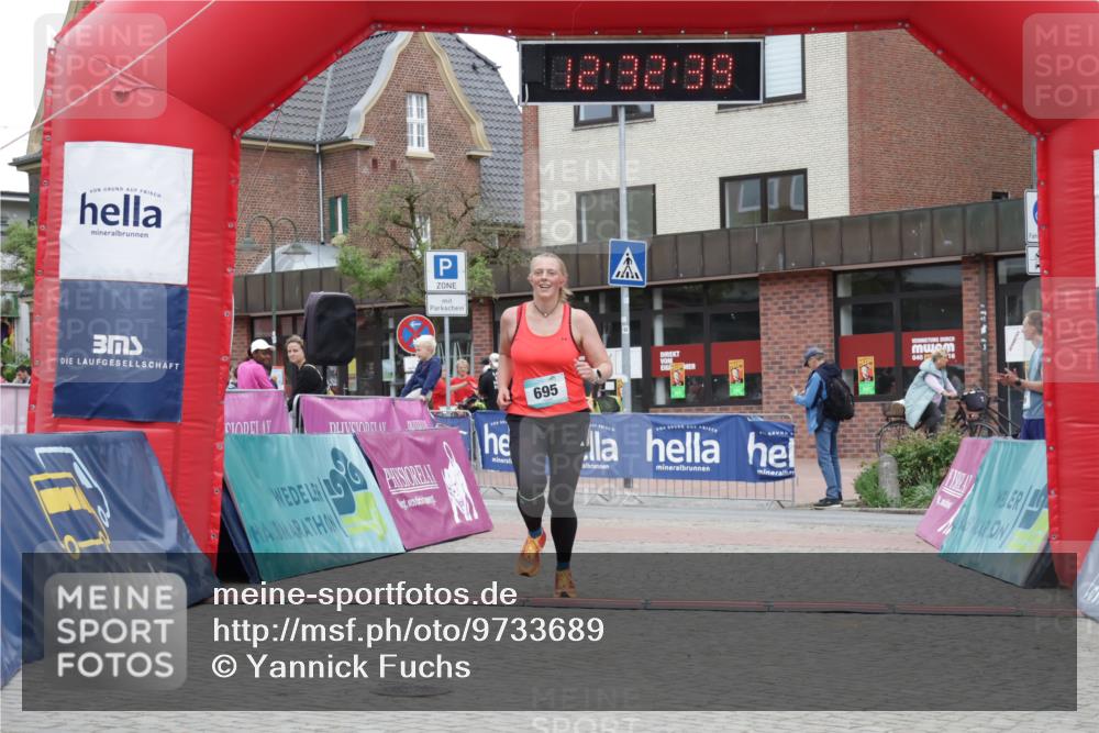 10.05.2026 - 8. Wedeler Halbmarathon Yannick Fuchs http://msf.ph/oto/9733689 10.05.2026 12:32:37 Ziel 695 meine-sportfotos.de