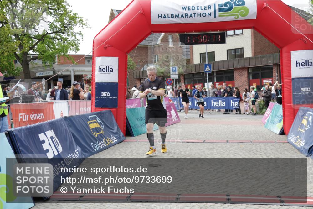 10.05.2026 - 8. Wedeler Halbmarathon Yannick Fuchs http://msf.ph/oto/9733699 10.05.2026 11:50:09 Ziel 182, 273, 664, 665, 965 meine-sportfotos.de