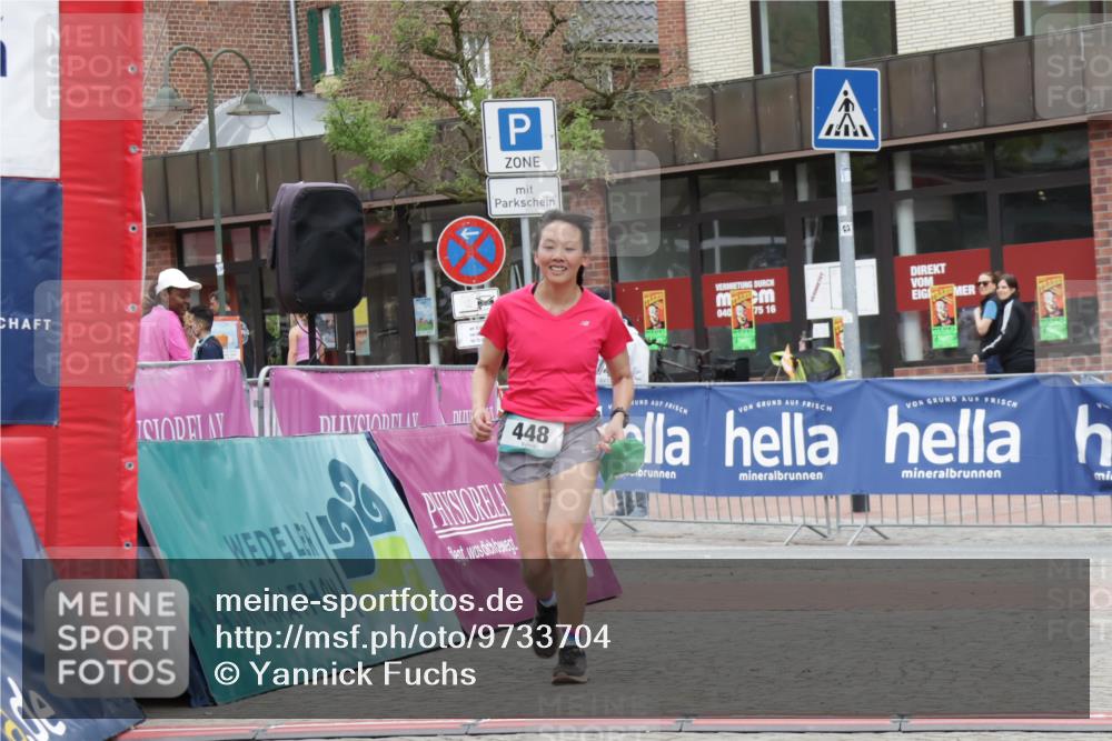 10.05.2026 - 8. Wedeler Halbmarathon Yannick Fuchs http://msf.ph/oto/9733704 10.05.2026 12:33:15 Ziel 448 meine-sportfotos.de