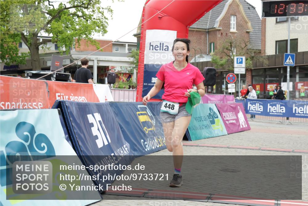 10.05.2026 - 8. Wedeler Halbmarathon Yannick Fuchs http://msf.ph/oto/9733721 10.05.2026 12:33:17 Ziel 448 meine-sportfotos.de