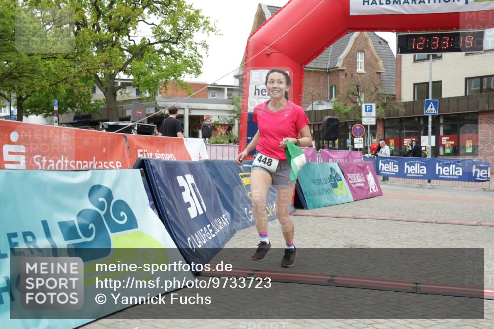 10.05.2026 - 8. Wedeler Halbmarathon Yannick Fuchs http://msf.ph/oto/9733723 10.05.2026 12:33:17 Ziel 448 meine-sportfotos.de