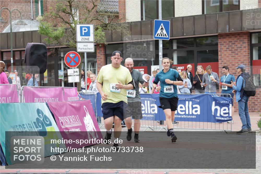 10.05.2026 - 8. Wedeler Halbmarathon Yannick Fuchs http://msf.ph/oto/9733738 10.05.2026 12:34:03 Ziel 638, 640 meine-sportfotos.de