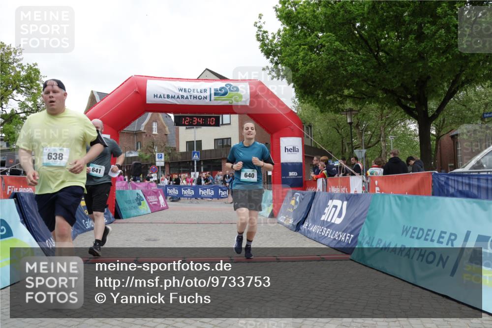 10.05.2026 - 8. Wedeler Halbmarathon Yannick Fuchs http://msf.ph/oto/9733753 10.05.2026 12:34:08 Ziel 528, 638, 640, 2177 meine-sportfotos.de