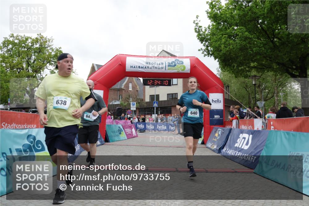 10.05.2026 - 8. Wedeler Halbmarathon Yannick Fuchs http://msf.ph/oto/9733755 10.05.2026 12:34:08 Ziel 528, 638, 640, 2177 meine-sportfotos.de