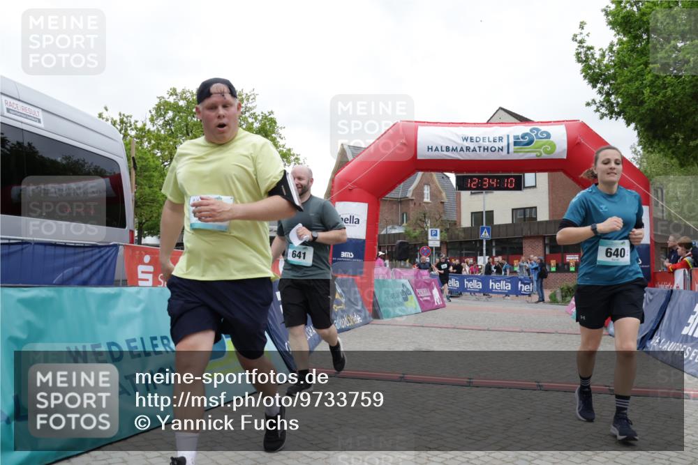 10.05.2026 - 8. Wedeler Halbmarathon Yannick Fuchs http://msf.ph/oto/9733759 10.05.2026 12:34:08 Ziel 528, 638, 640, 2177 meine-sportfotos.de