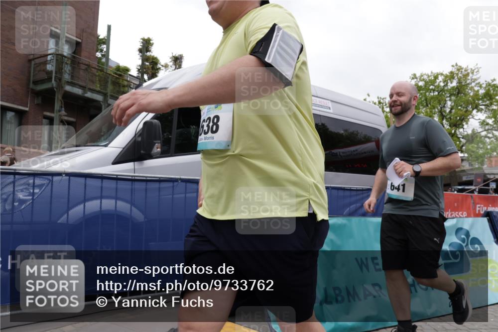 10.05.2026 - 8. Wedeler Halbmarathon Yannick Fuchs http://msf.ph/oto/9733762 10.05.2026 12:34:09 Ziel 528, 638, 640, 2177 meine-sportfotos.de