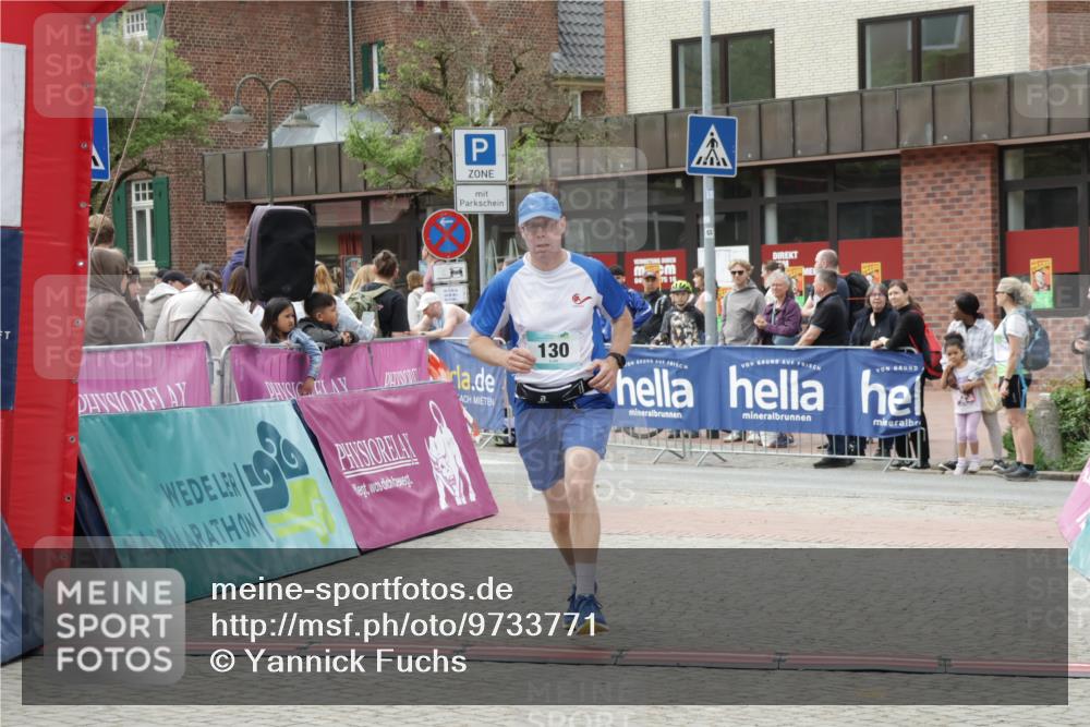 10.05.2026 - 8. Wedeler Halbmarathon Yannick Fuchs http://msf.ph/oto/9733771 10.05.2026 11:50:19 Ziel 130, 664, 665 meine-sportfotos.de