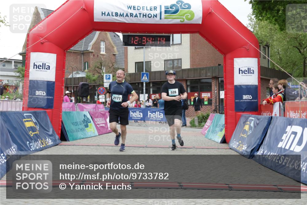 10.05.2026 - 8. Wedeler Halbmarathon Yannick Fuchs http://msf.ph/oto/9733782 10.05.2026 12:34:12 Ziel 528, 640, 2177 meine-sportfotos.de