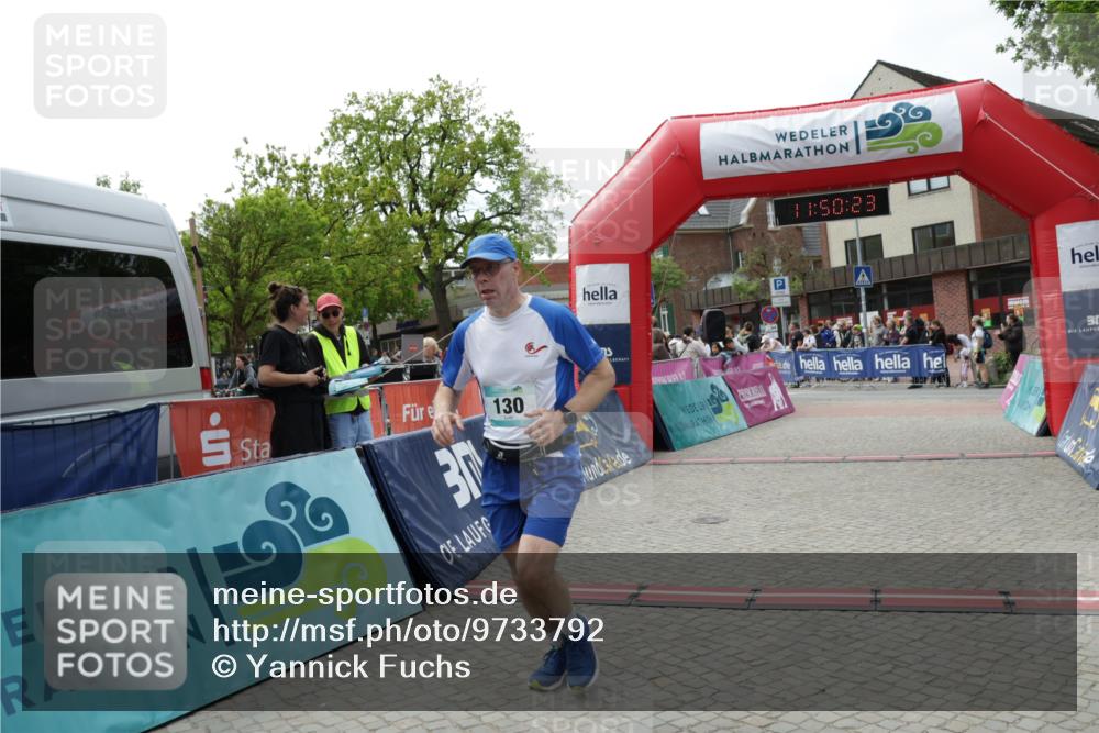 10.05.2026 - 8. Wedeler Halbmarathon Yannick Fuchs http://msf.ph/oto/9733792 10.05.2026 11:50:21 Ziel 130, 151 meine-sportfotos.de