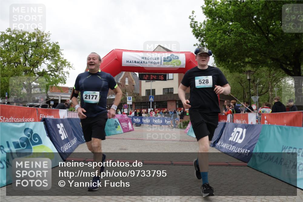 10.05.2026 - 8. Wedeler Halbmarathon Yannick Fuchs http://msf.ph/oto/9733795 10.05.2026 12:34:14 Ziel 528, 2177 meine-sportfotos.de